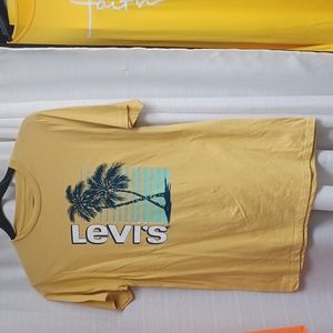 Levi's Tshirt